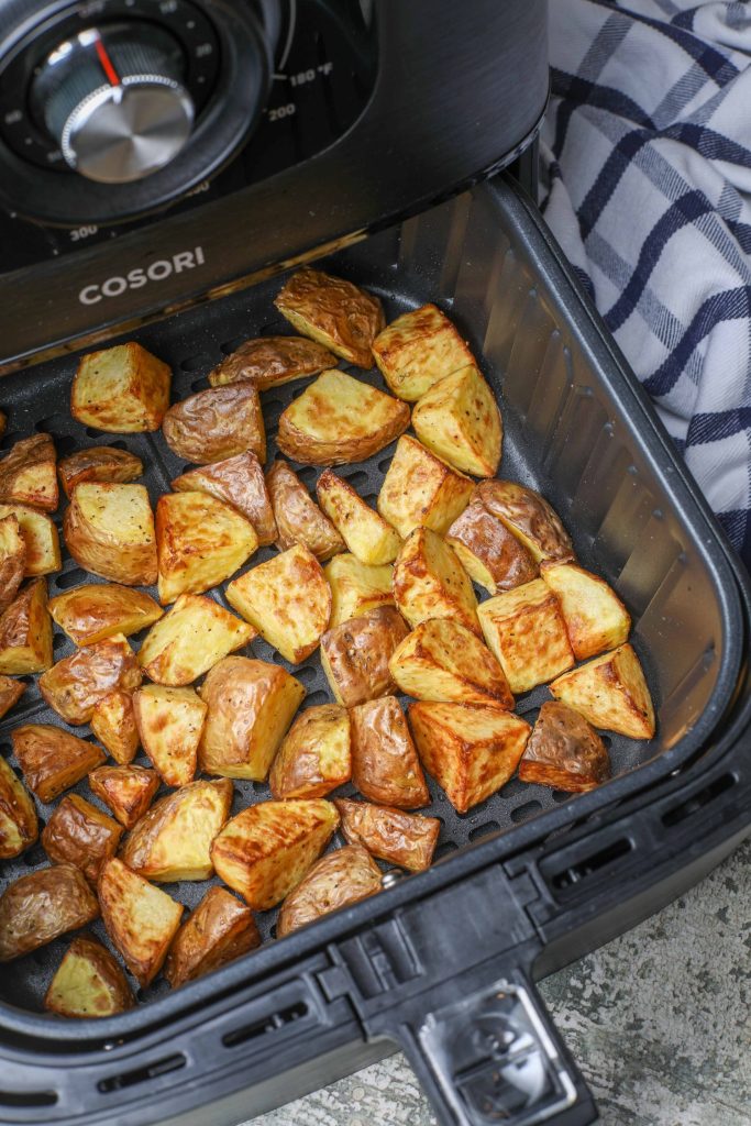 Cooked potatoes in the air fryer