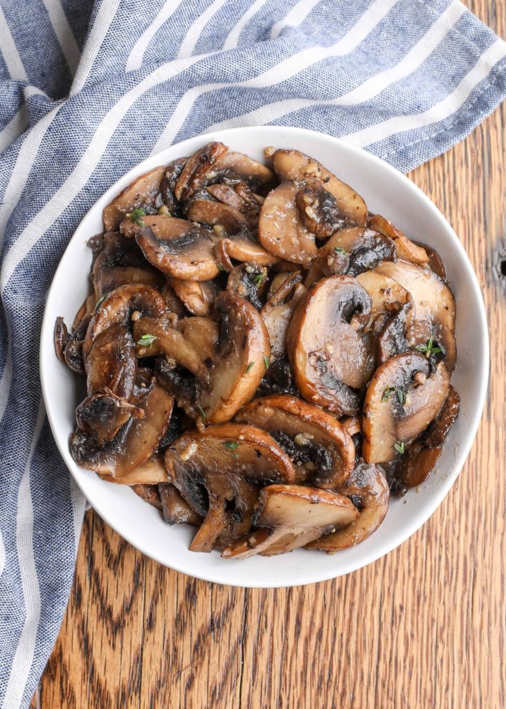 Mushrooms with garlic and butter