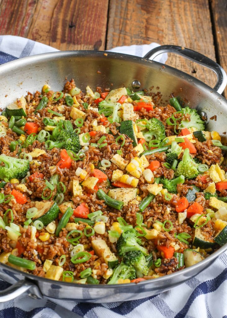 Vegetables and fried rice in pan