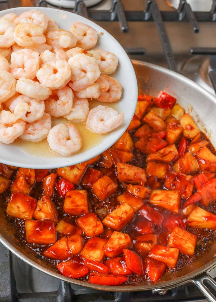 Shrimp Bell Pepper Stir Fry with shrimp on plate
