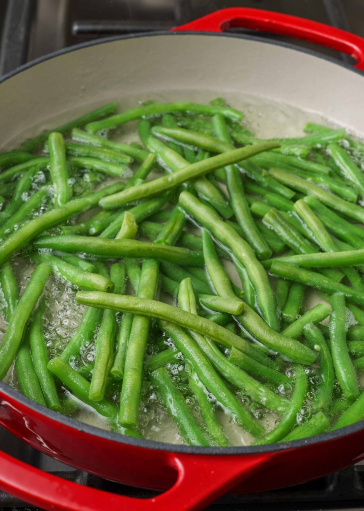 blanching green beans 