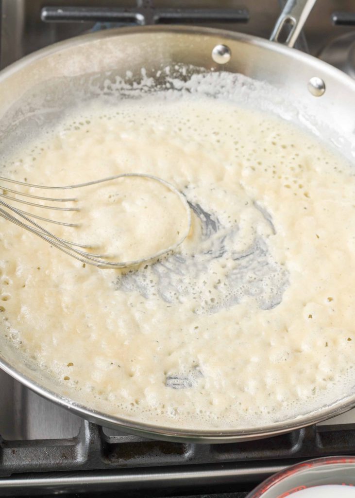 butter and flour white roux for cream sauce