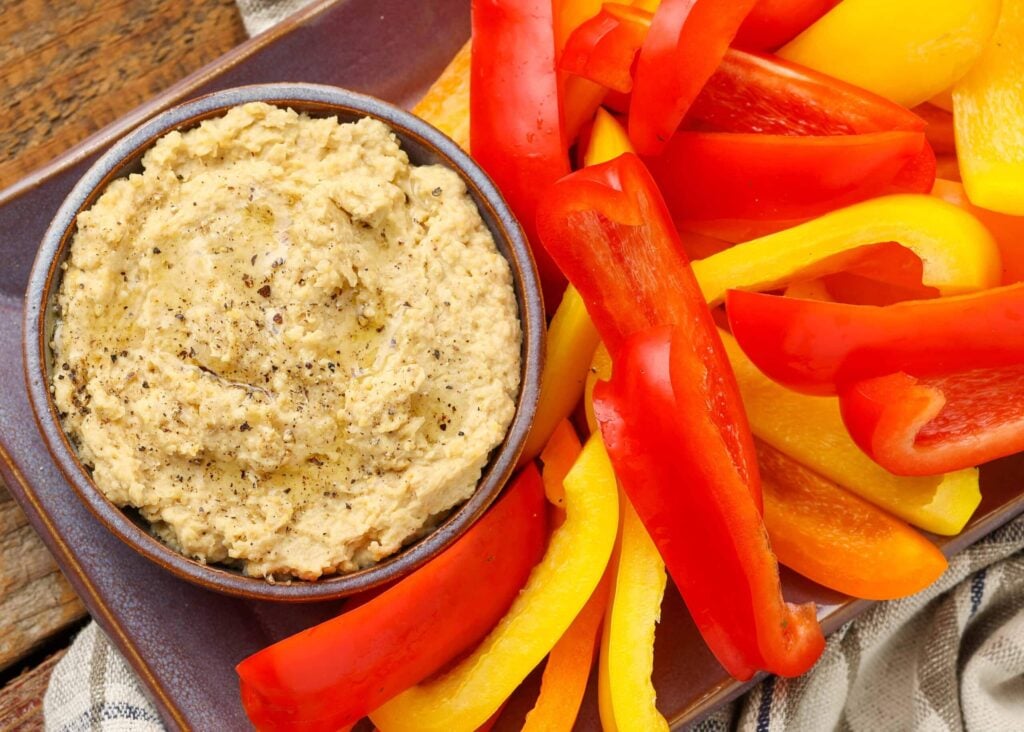 hummus made with caramelized onions